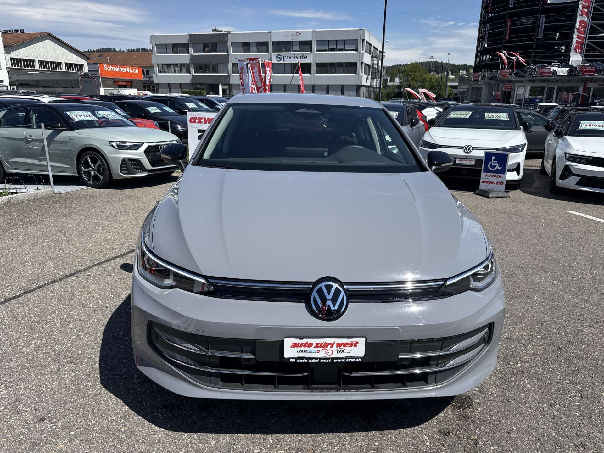 VW Golf 2.0 TDi Life GOAL DSG-Automat-image-13