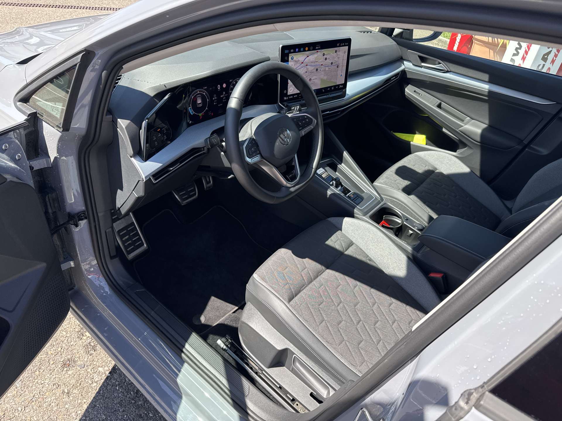 VW Golf 2.0 TDi Life GOAL DSG-Automat-image-5