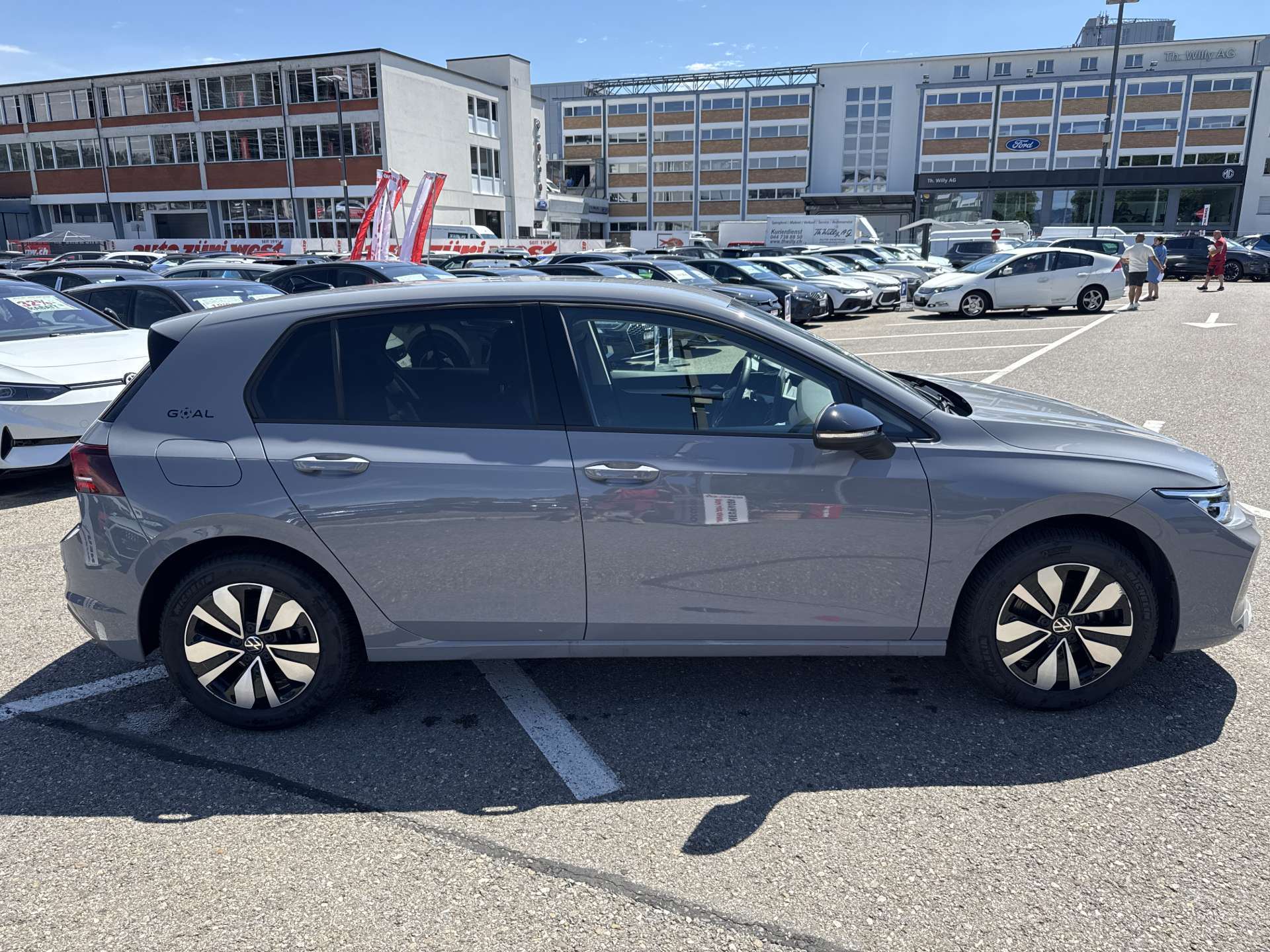 VW Golf 2.0 TDi Life GOAL DSG-Automat-image-10