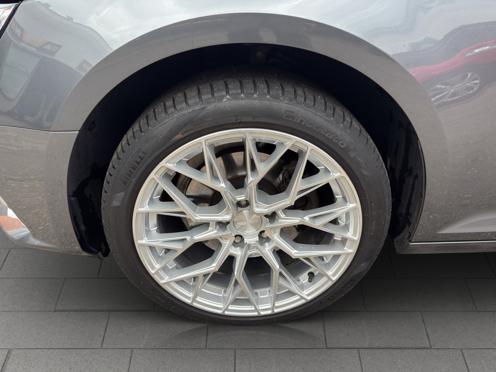 AUDI A4 Avant 2.0 TFSI Sport S-tronic-image-8