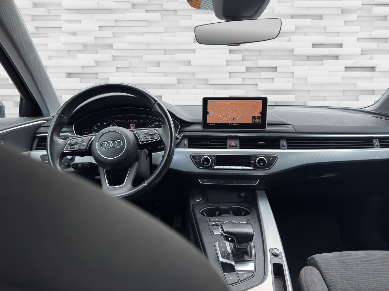 AUDI A4 Avant 2.0 TFSI Sport S-tronic-image-11