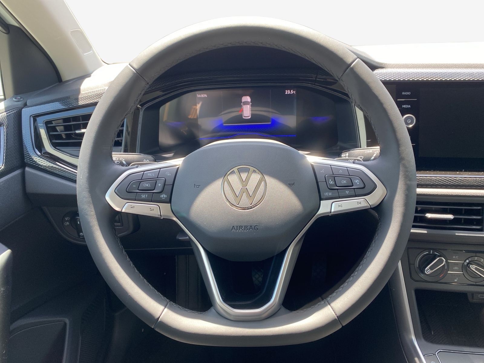 VW Polo 1.0 TSI Life DSG-image-9
