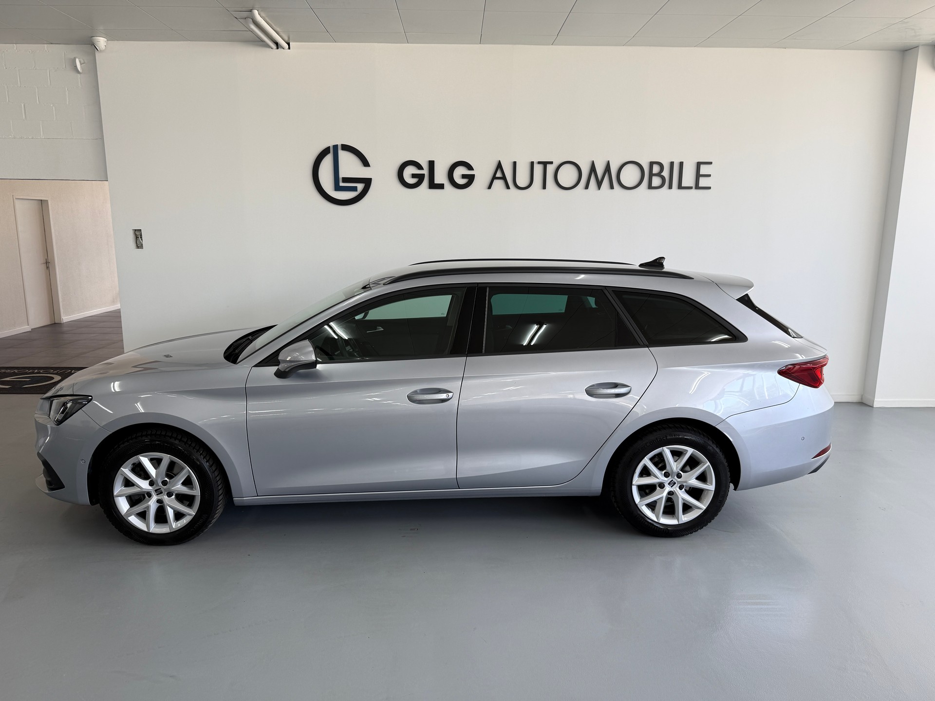 SEAT Leon ST 2.0 TDI EVO DSG Style-image-1