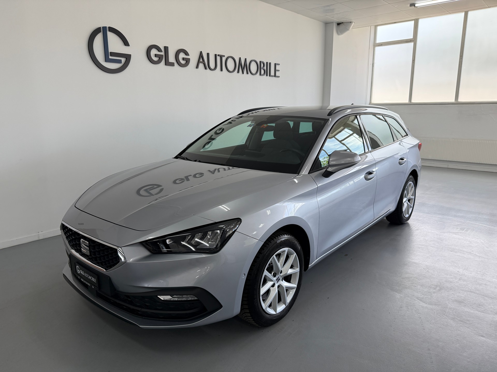 SEAT Leon ST 2.0 TDI EVO DSG Style-image-0