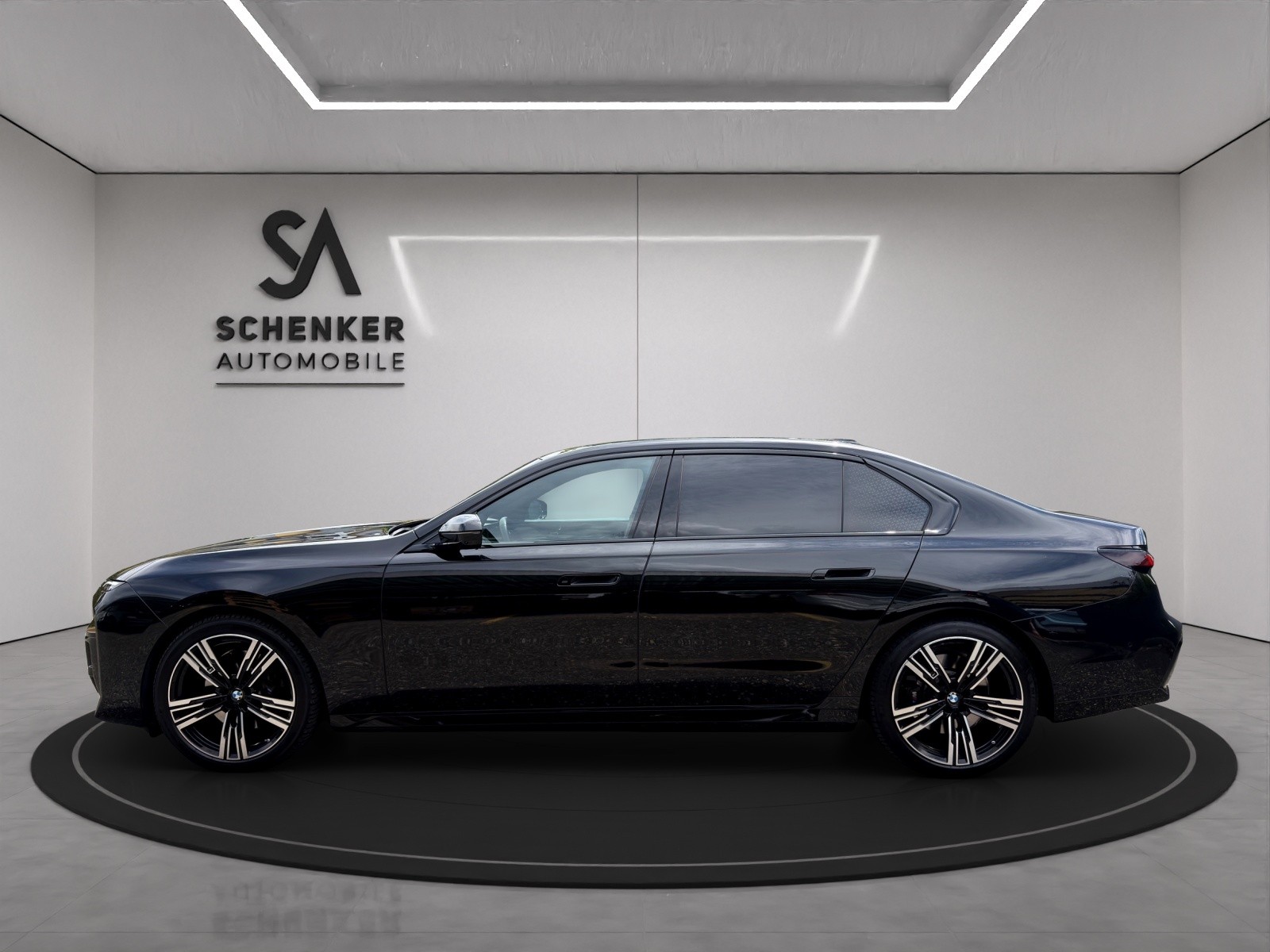 BMW 740d xDrive 48V M Sport Pro Steptronic-showroom-element-1