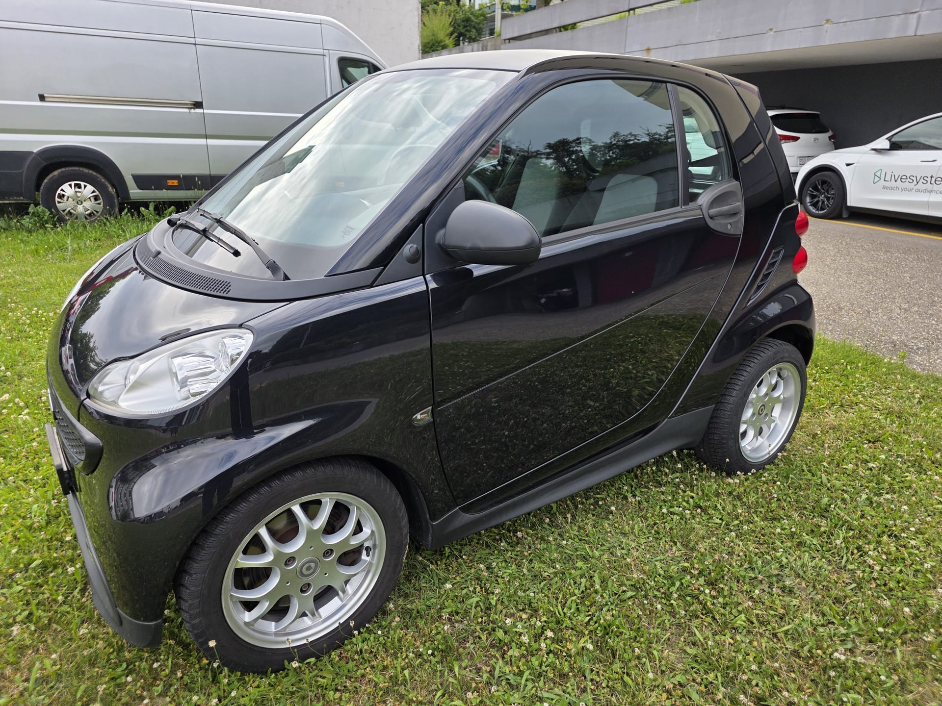 SMART fortwo city flash mhd softouch-image-1