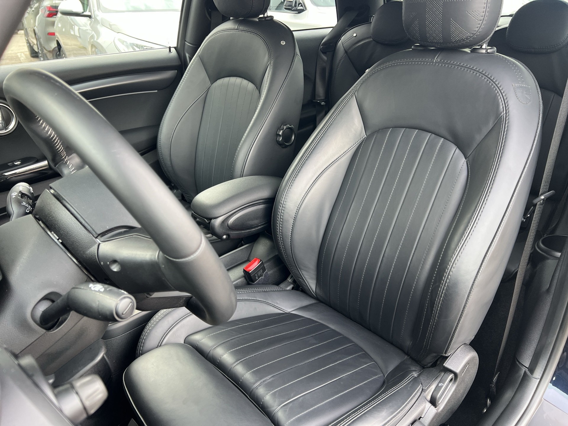 MINI Cooper SE-image-9