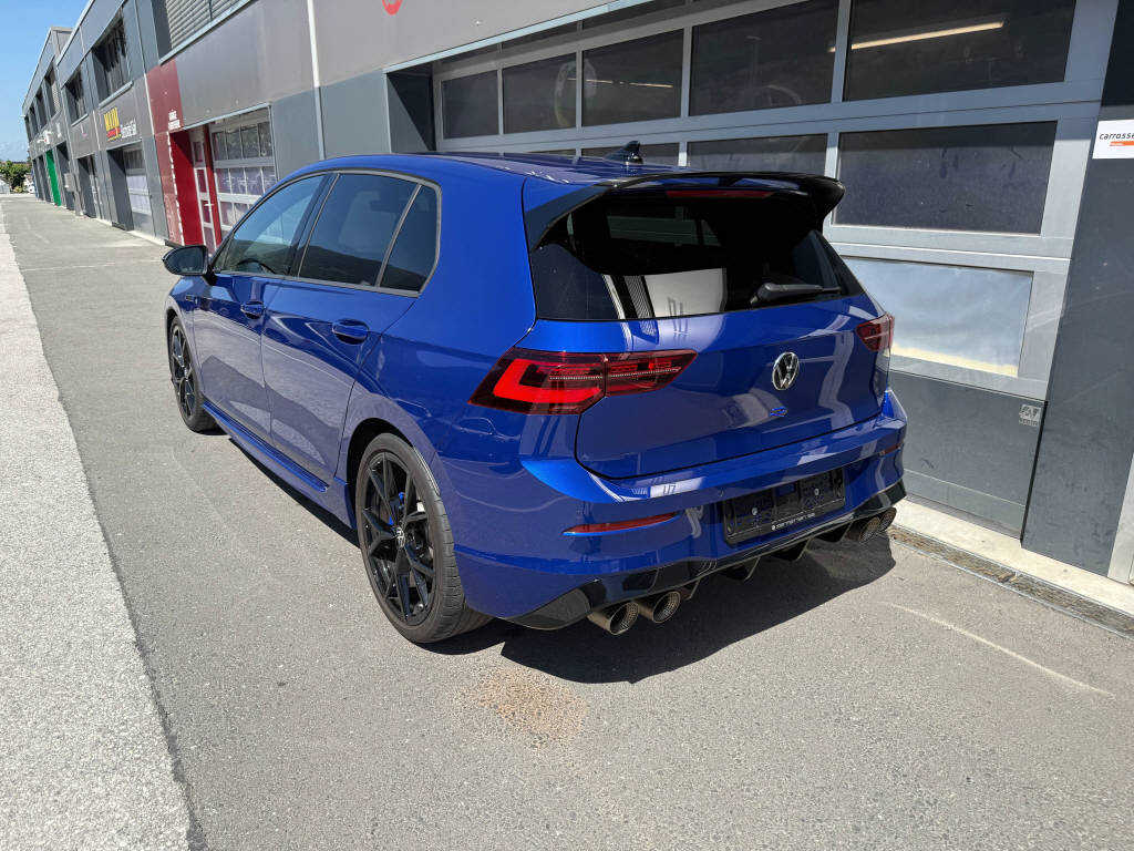 VW Golf VIII 2.0 TSI R Performance DSG 4motion 20Y-image-3