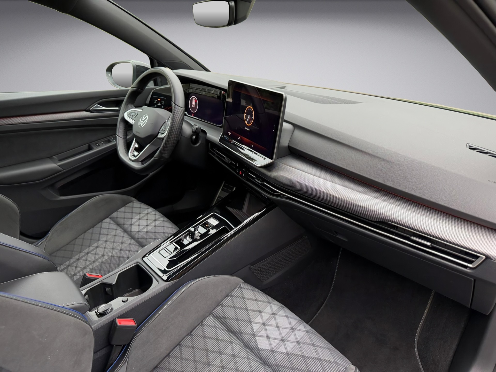 VW Golf Variant 1.5 eTSI mHEV R-Line-image-15