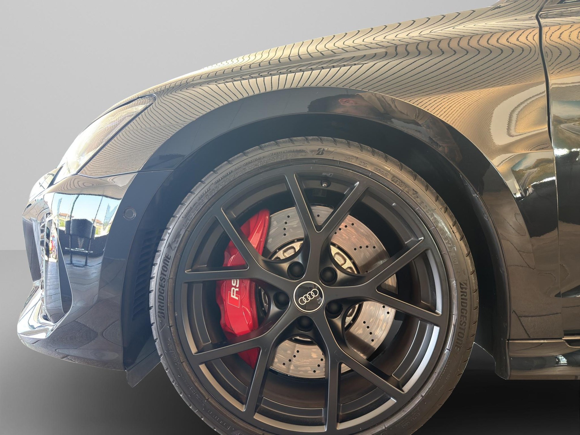 AUDI RS3 Limousine 2.5 TFSI quattro S-Tronic-image-8