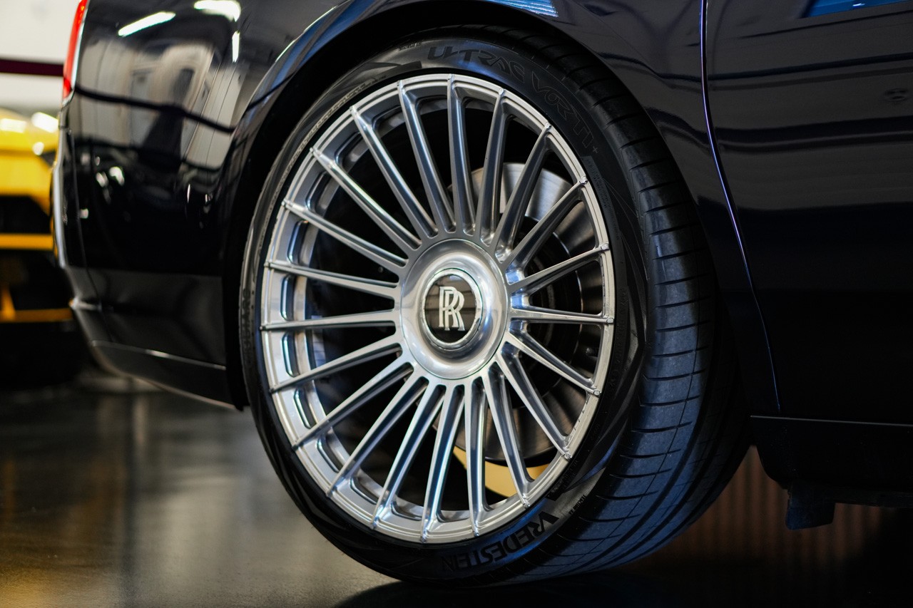 ROLLS-ROYCE Ghost 6.6 V12 EWB-image-9