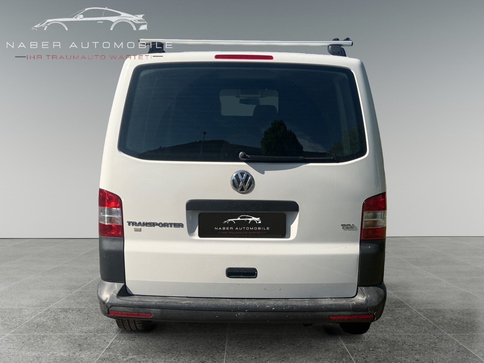 VW T5 2.0 TDI Transporter-image-3