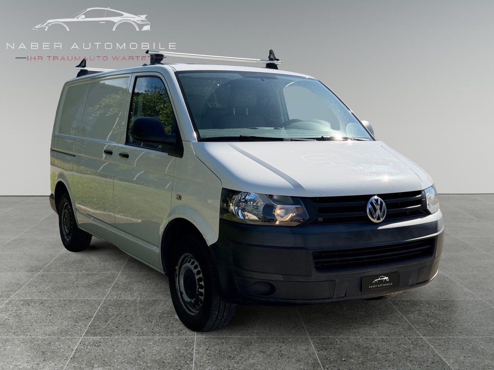 VW T5 2.0 TDI Transporter-image-4