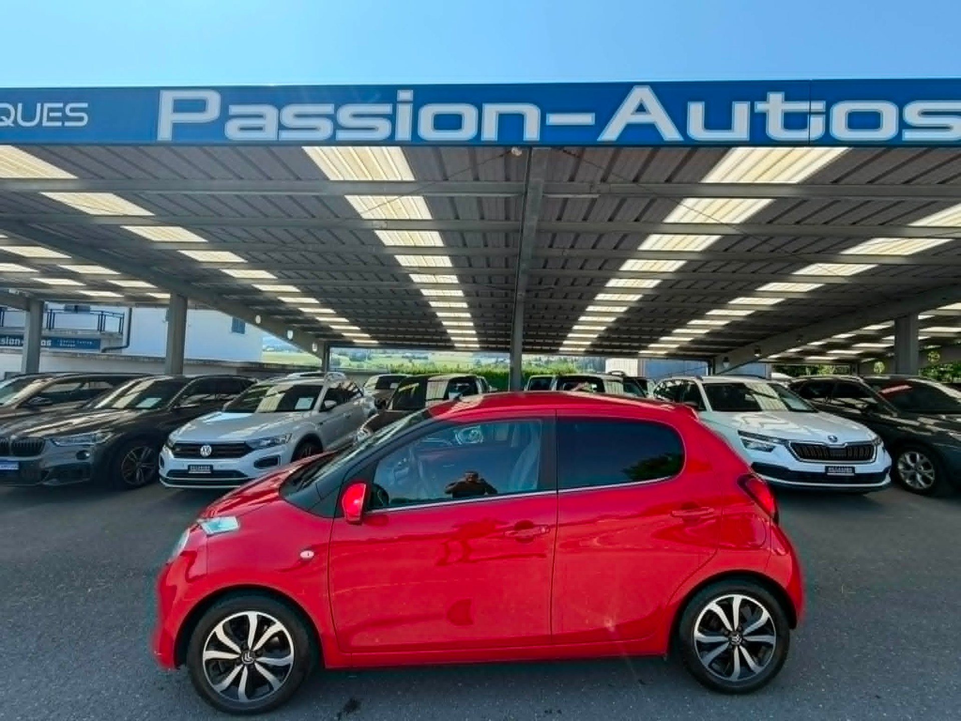 CITROEN C1 1.0 VTi ETG5 Shine-image-3