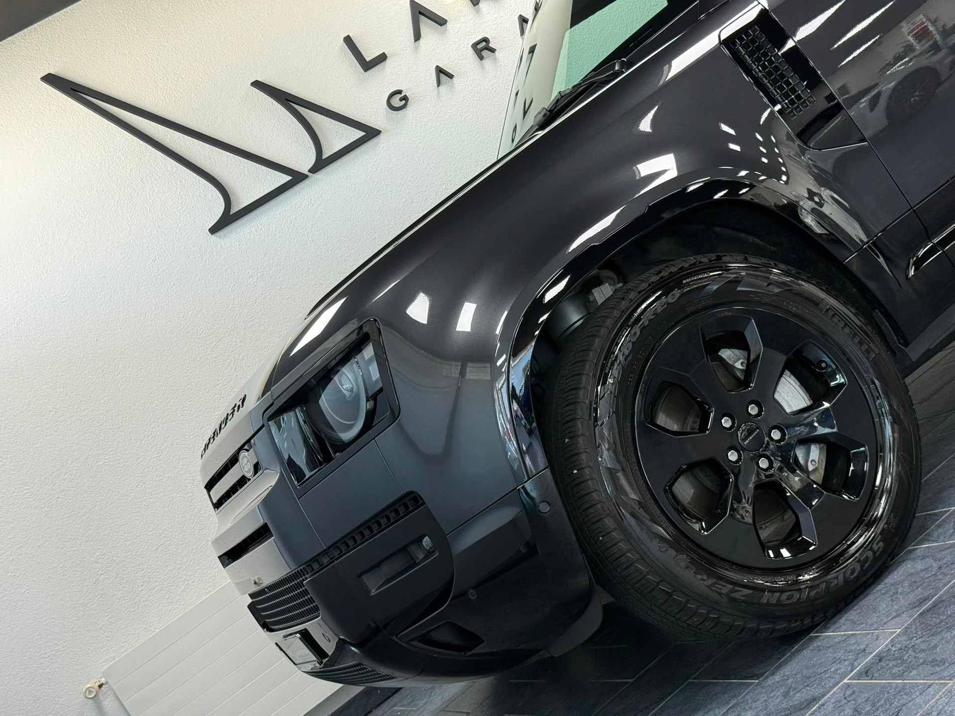 LAND ROVER Defender 110 3.0 D I6 350 X-Dynamic SE AWD AT8-image-8