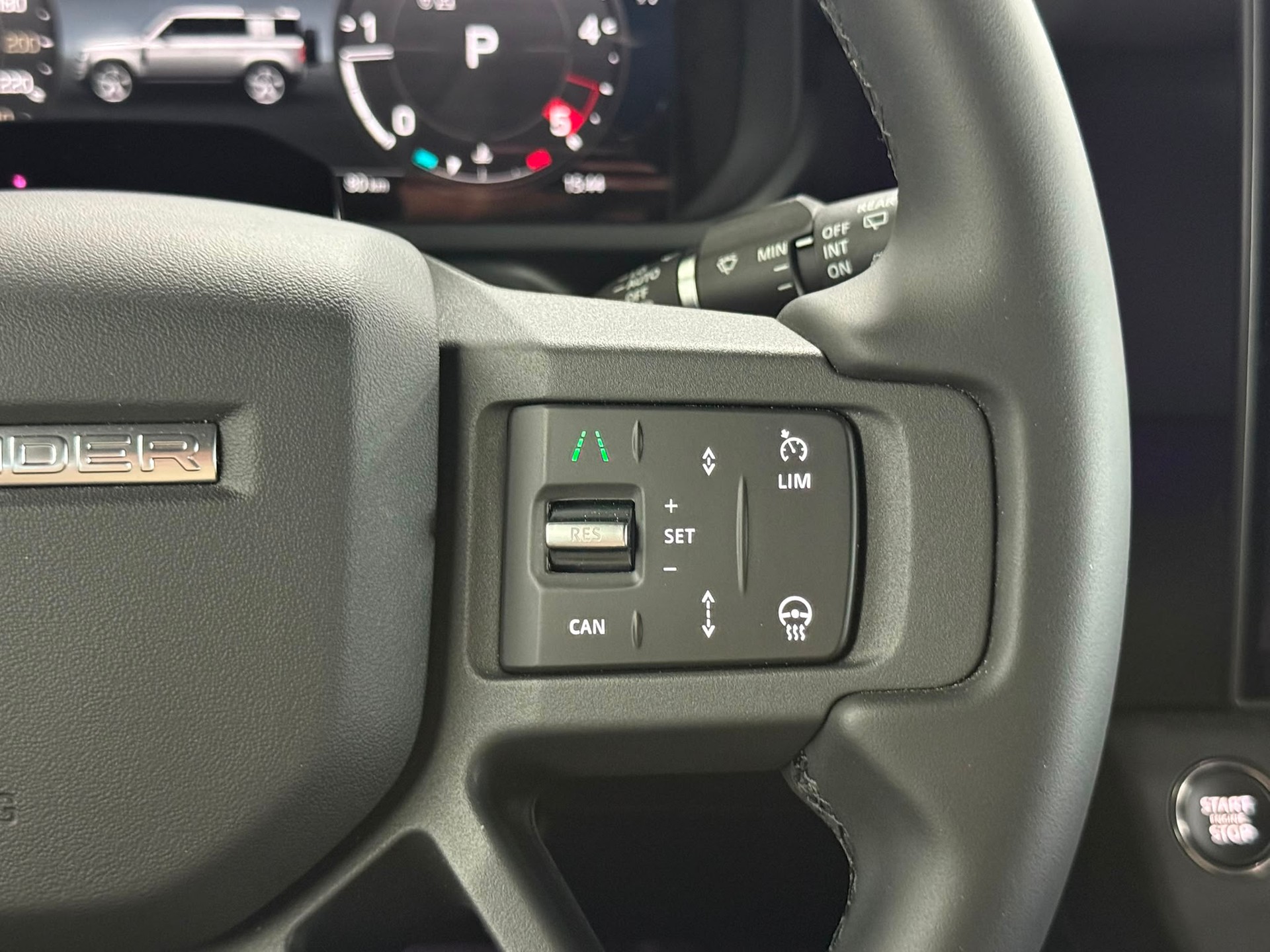 LAND ROVER Defender 110 3.0 D I6 350 X-Dynamic SE AWD AT8-image-18