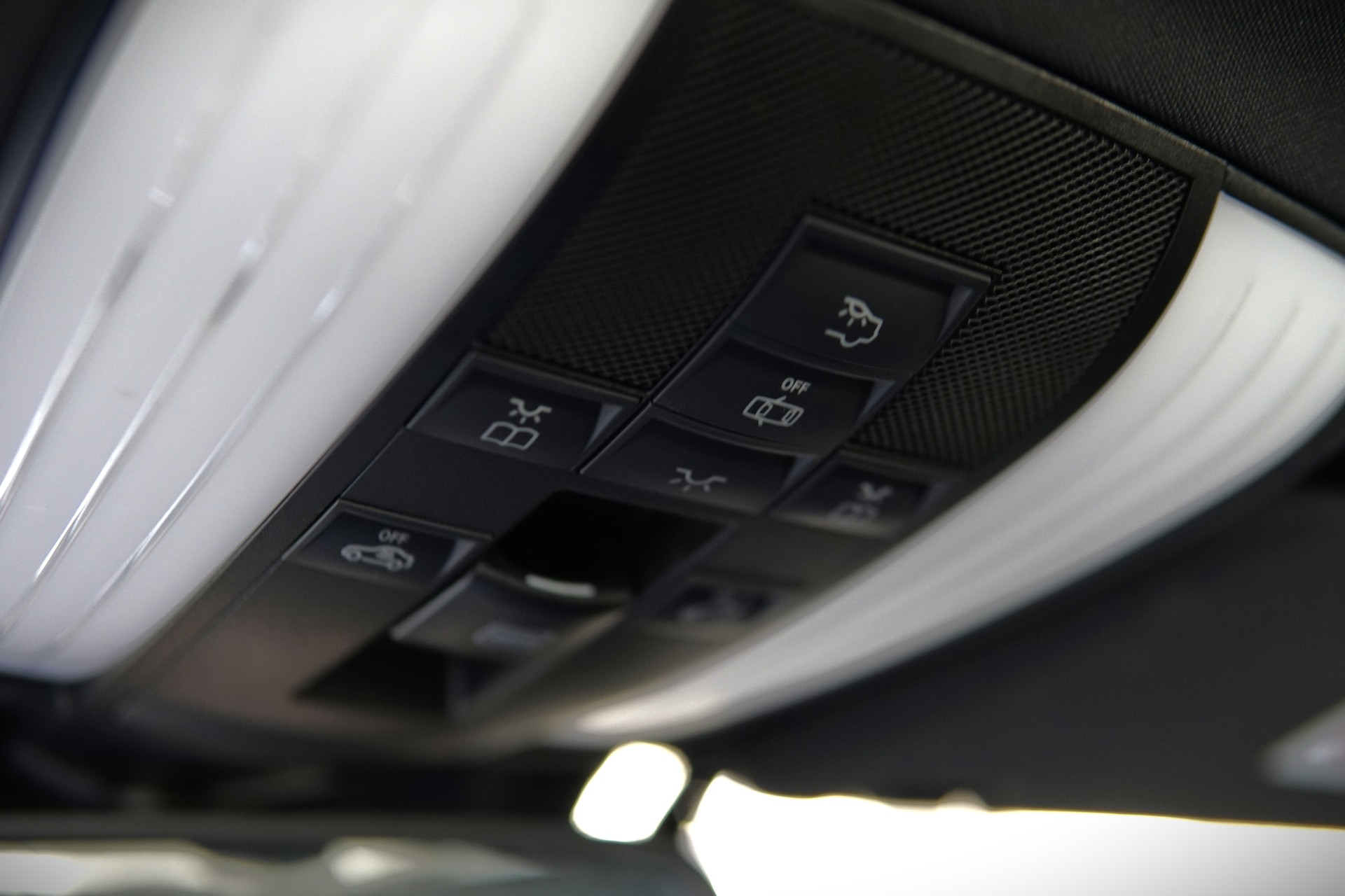 MERCEDES-BENZ E 63 AMG S 4Matic Speedshift-image-20