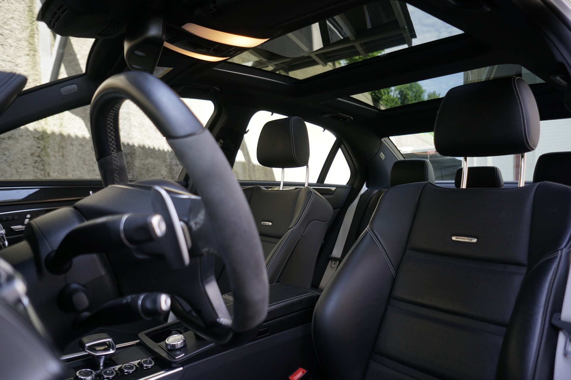 MERCEDES-BENZ E 63 AMG S 4Matic Speedshift-image-8