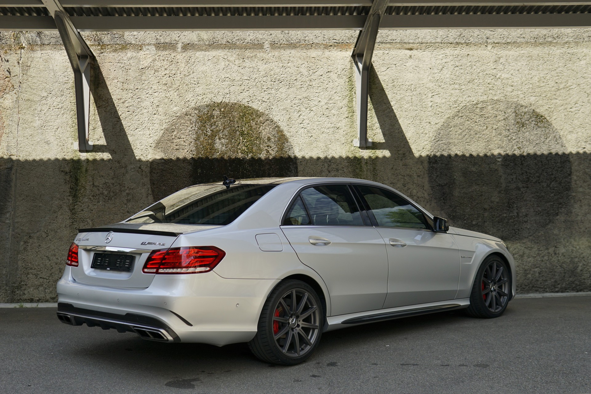 MERCEDES-BENZ E 63 AMG S 4Matic Speedshift-image-4
