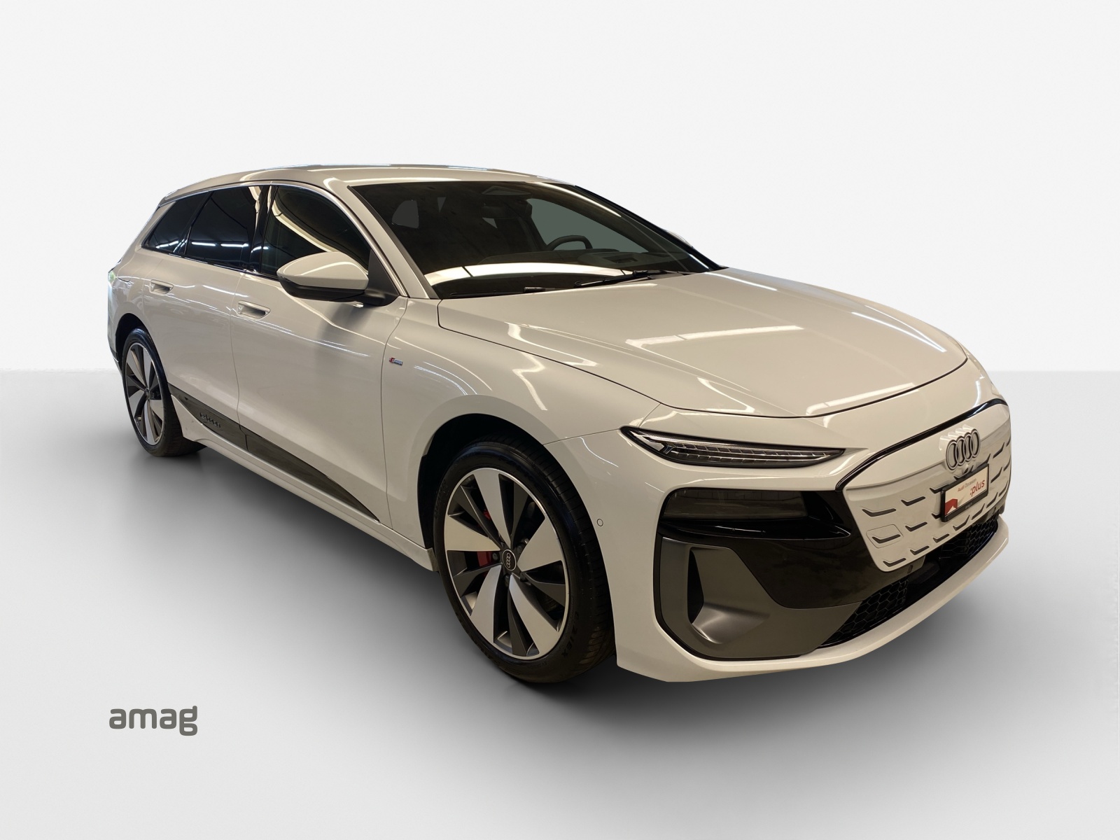 AUDI A6 Avant e-tron quattro-image-5