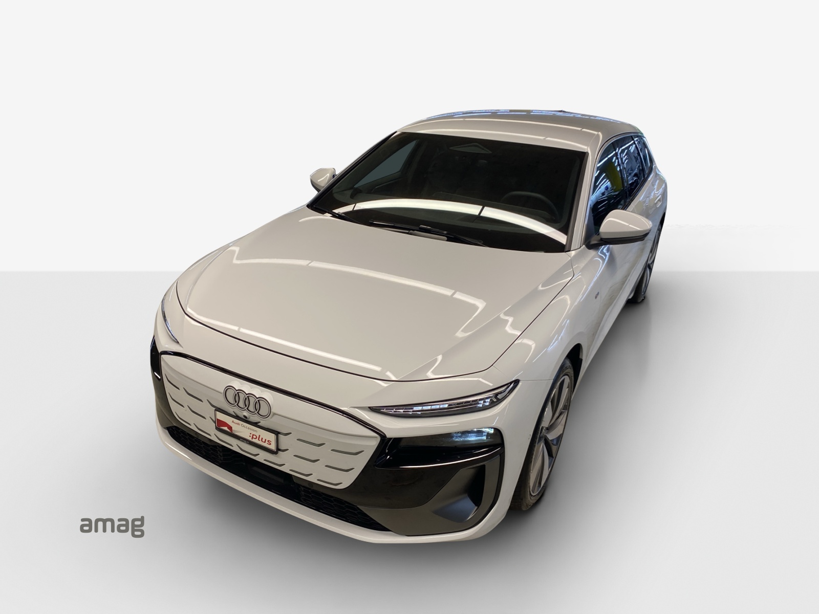 AUDI A6 Avant e-tron quattro-image-15
