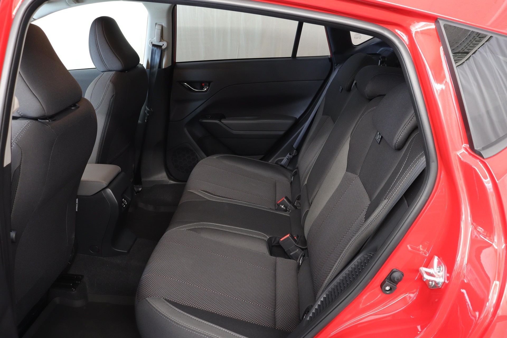 SUBARU Impreza 2.0i e-Boxer Swiss Plus-showroom-element-2