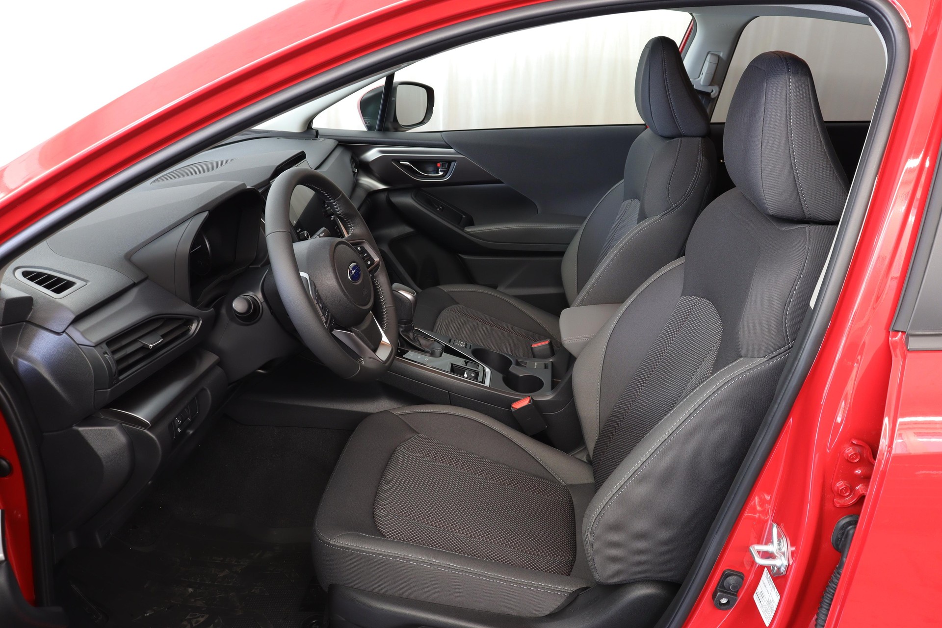 SUBARU Impreza 2.0i e-Boxer Swiss Plus-showroom-element-1