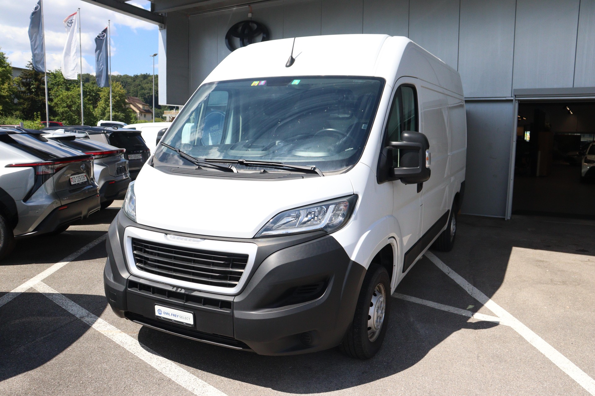 PEUGEOT Boxer Kaw. 335 L2H2 2.2 BlueHDi 140 Premium S/S