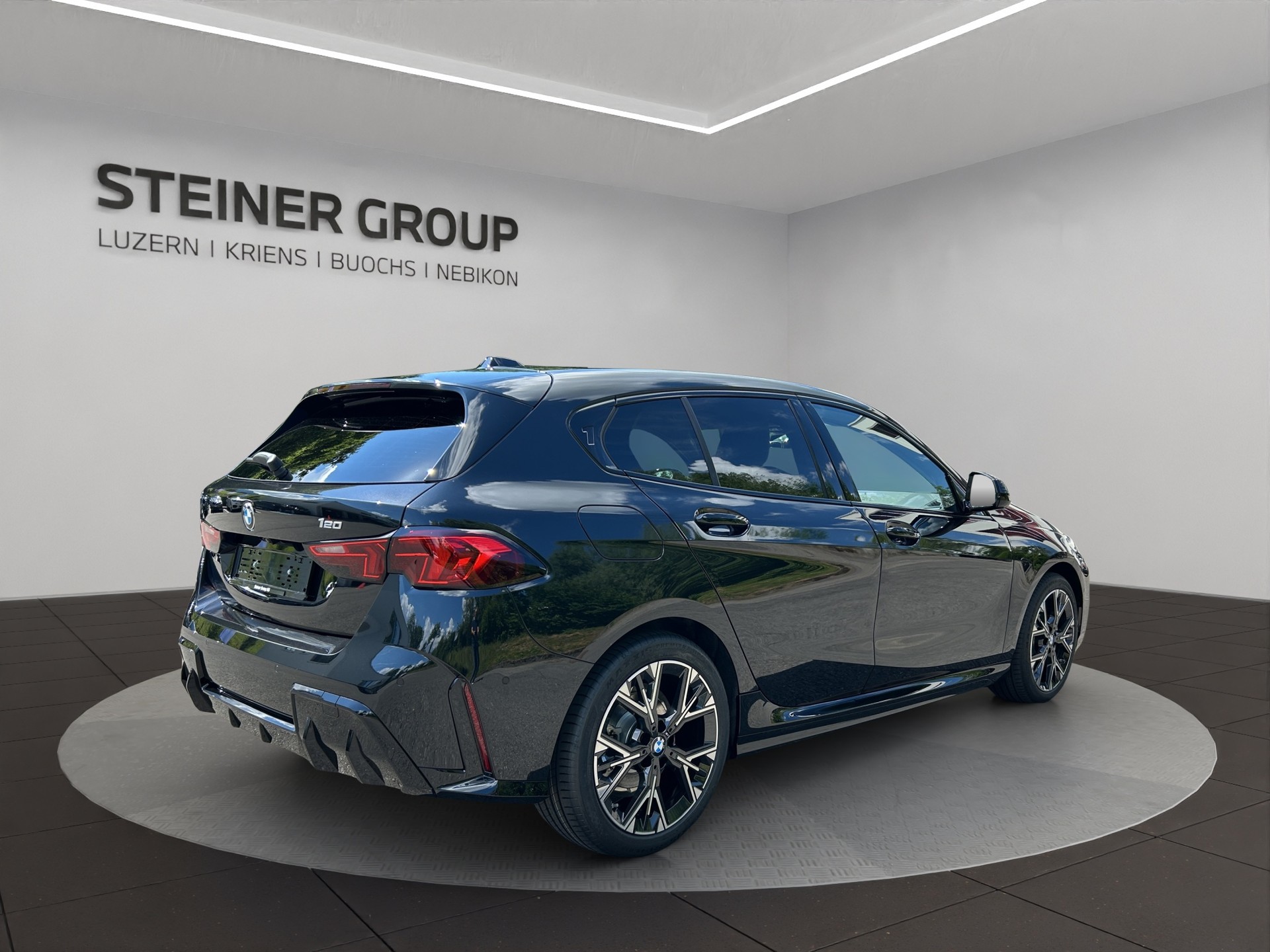 BMW 120 M Sport Steptronic-image-4
