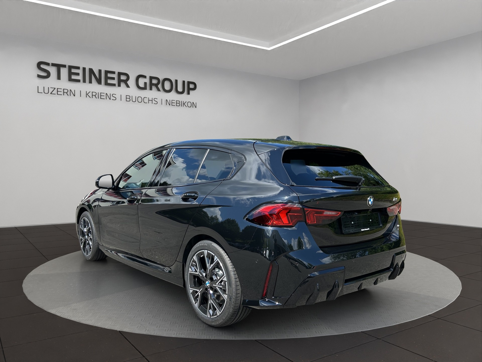 BMW 120 M Sport Steptronic-image-6