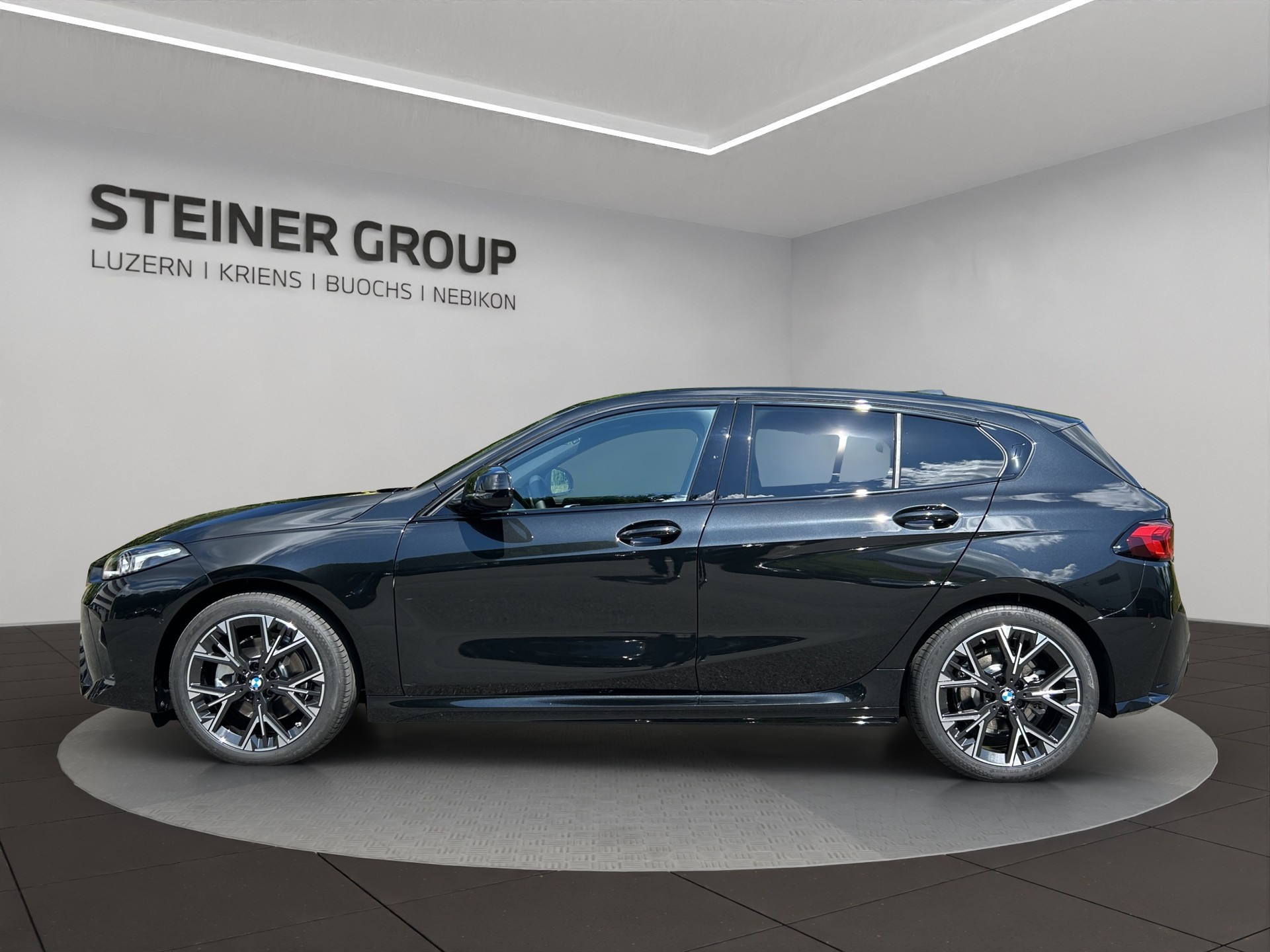 BMW 120 M Sport Steptronic-image-7