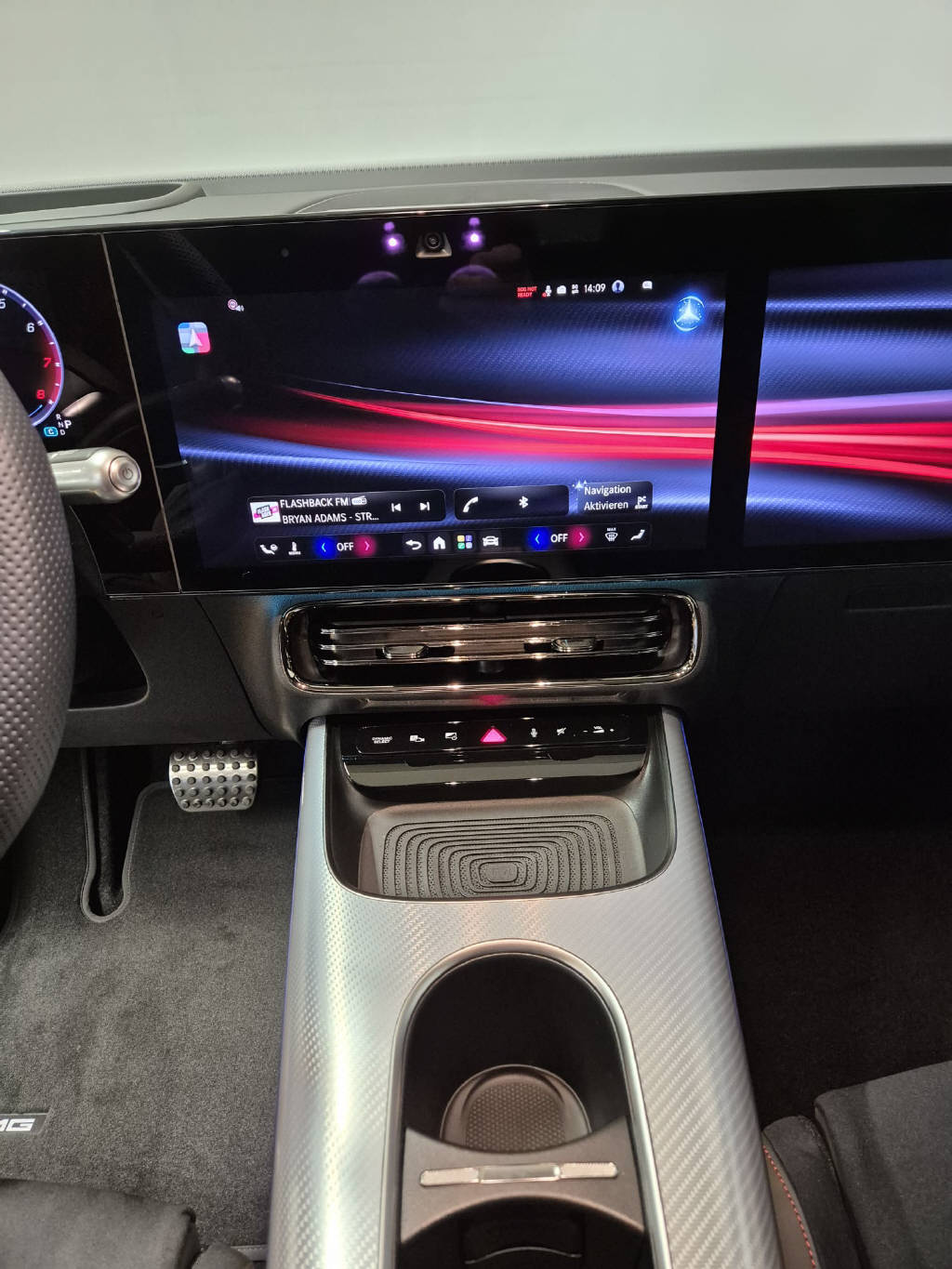 MERCEDES-BENZ GLB 220 4Matic-image-10