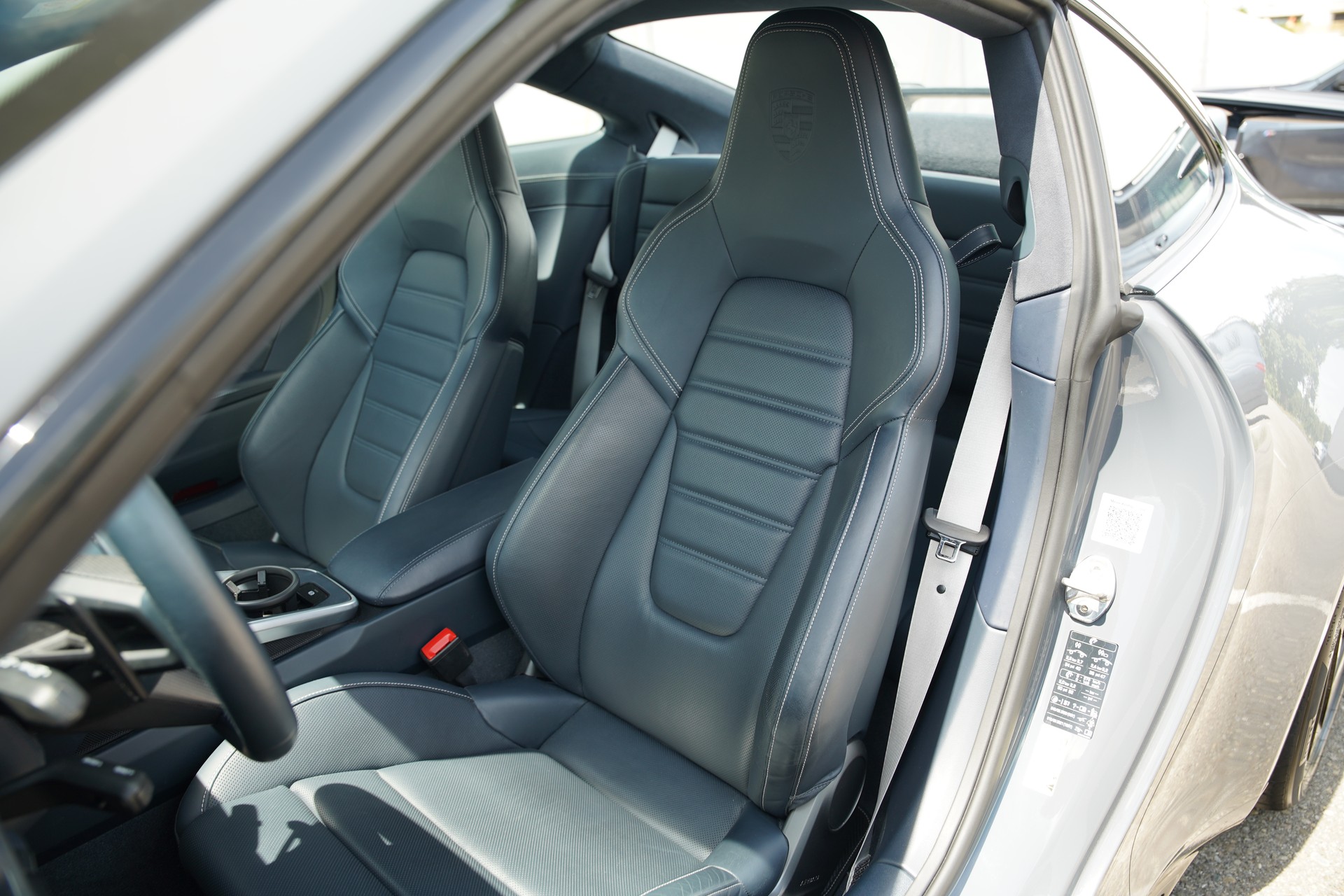 PORSCHE 911 Carrera GTS Aerokit-image-9