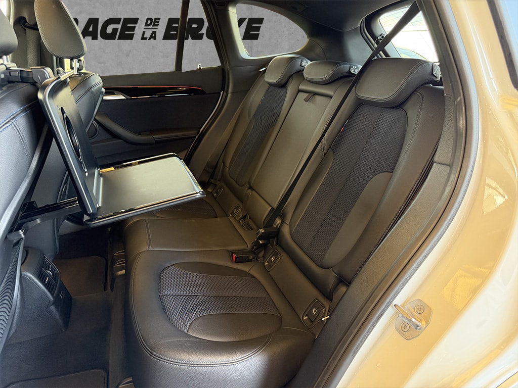 BMW X1 20d xDrive SAG-image-10