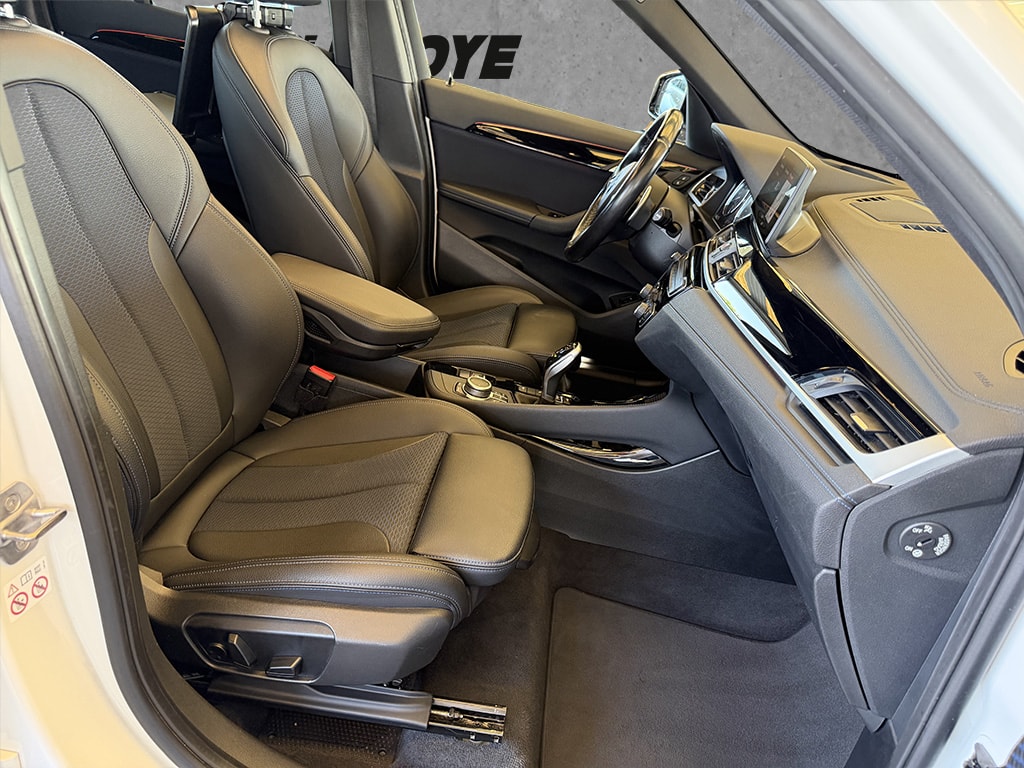 BMW X1 20d xDrive SAG-image-13