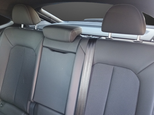 AUDI Q3 SB 40 TFSI S line qu-image-9