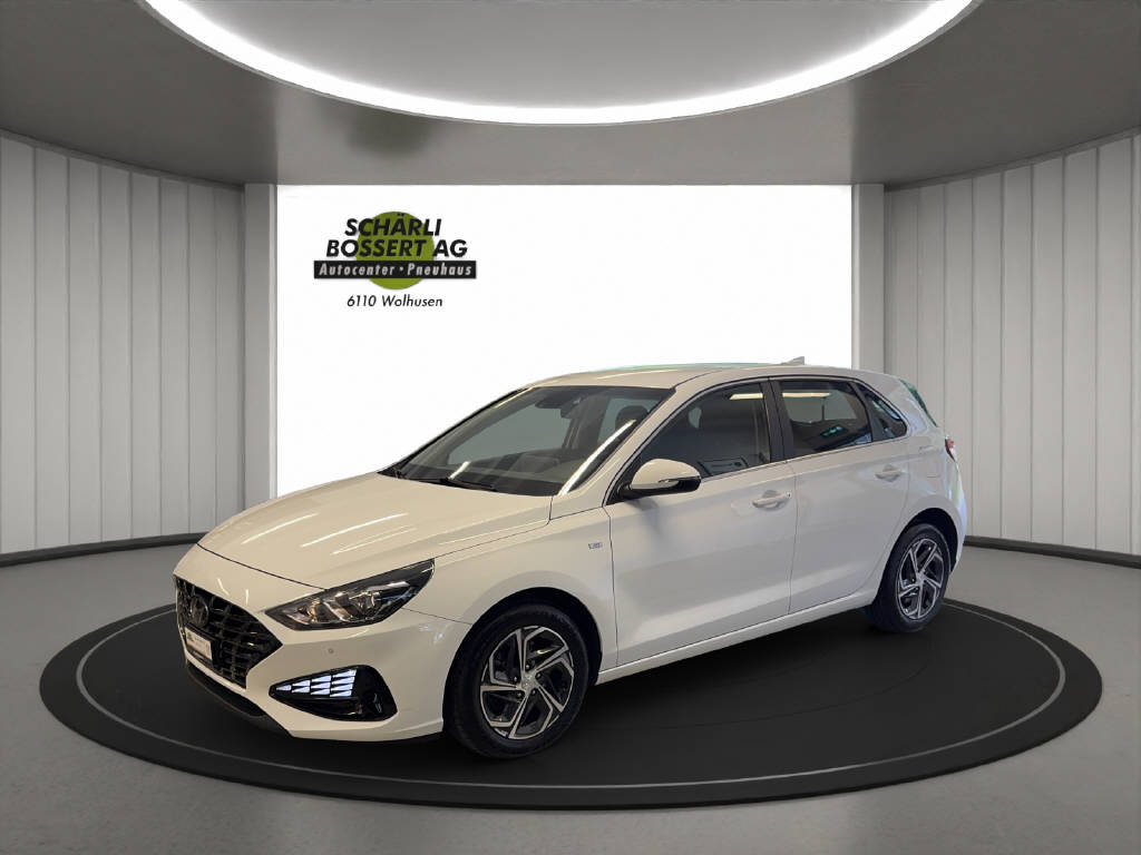 HYUNDAI i30 1.5 T-GDi Amplia-image-0
