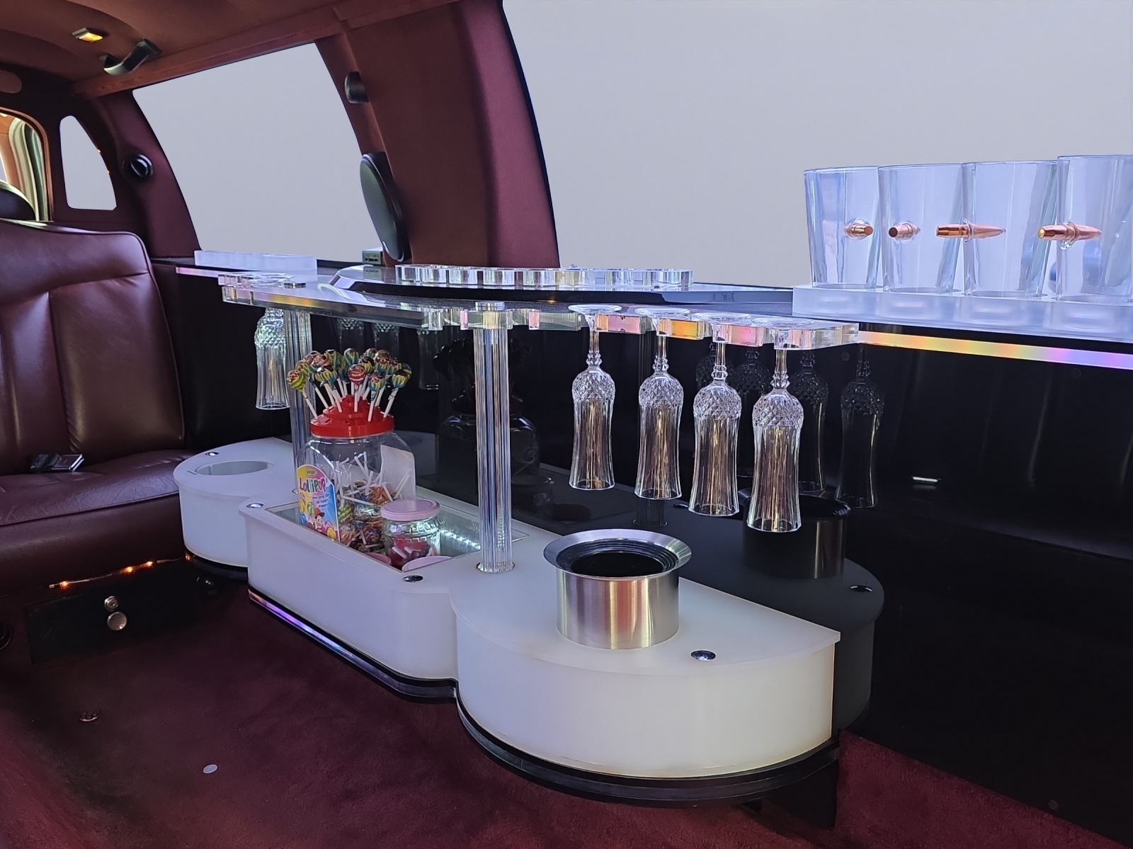 FORD Lincoln Town Car-image-11