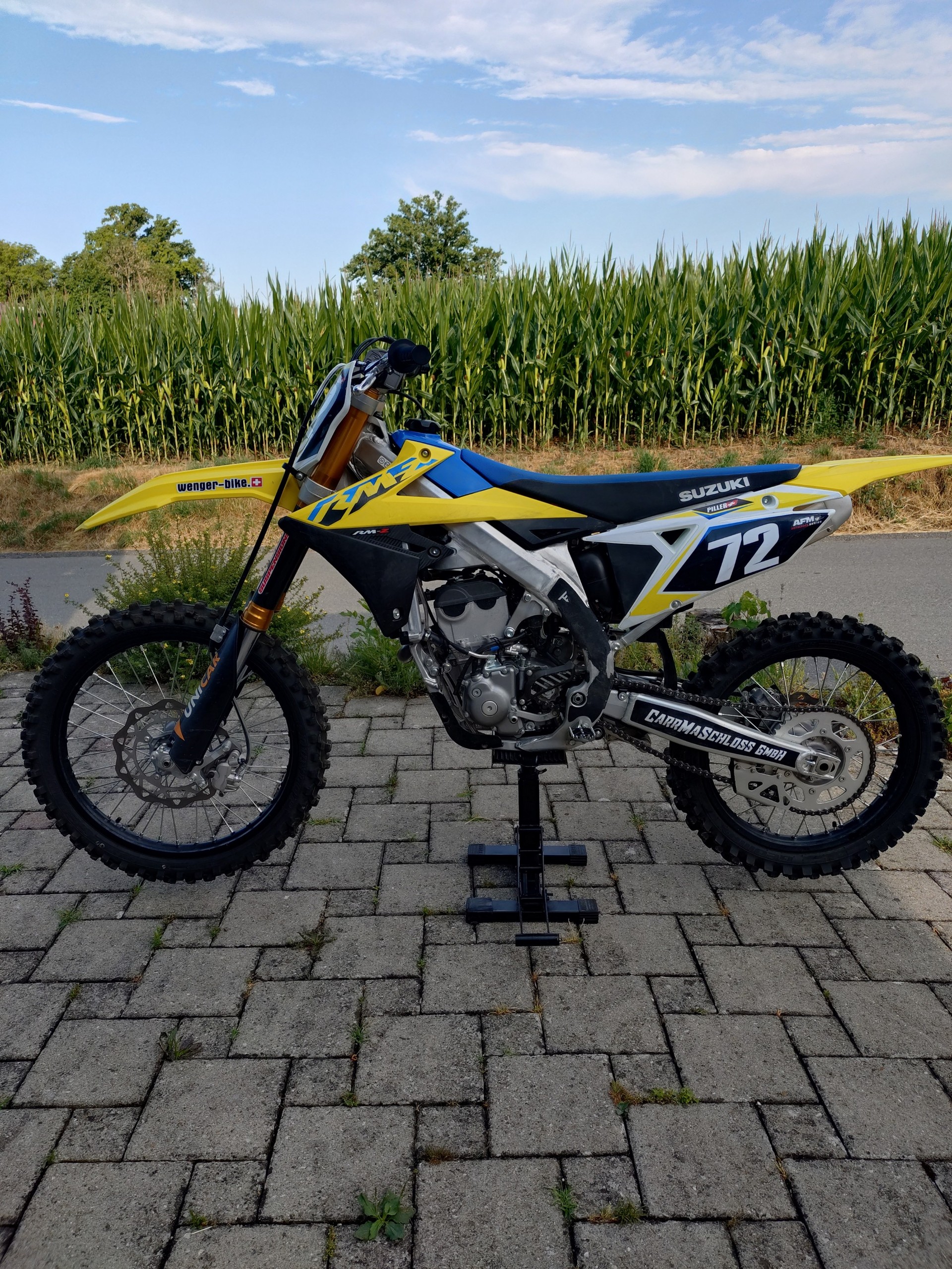 SUZUKI RM-Z 250 (2025)