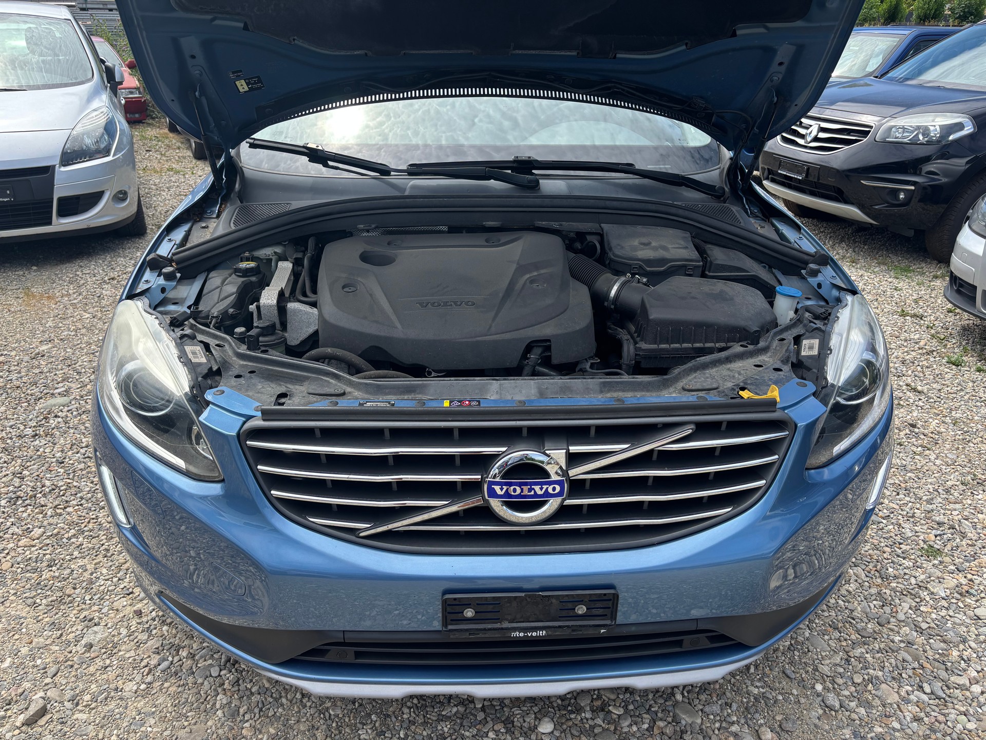 VOLVO XC60 D4 Executive Plus Geartronic-image-13