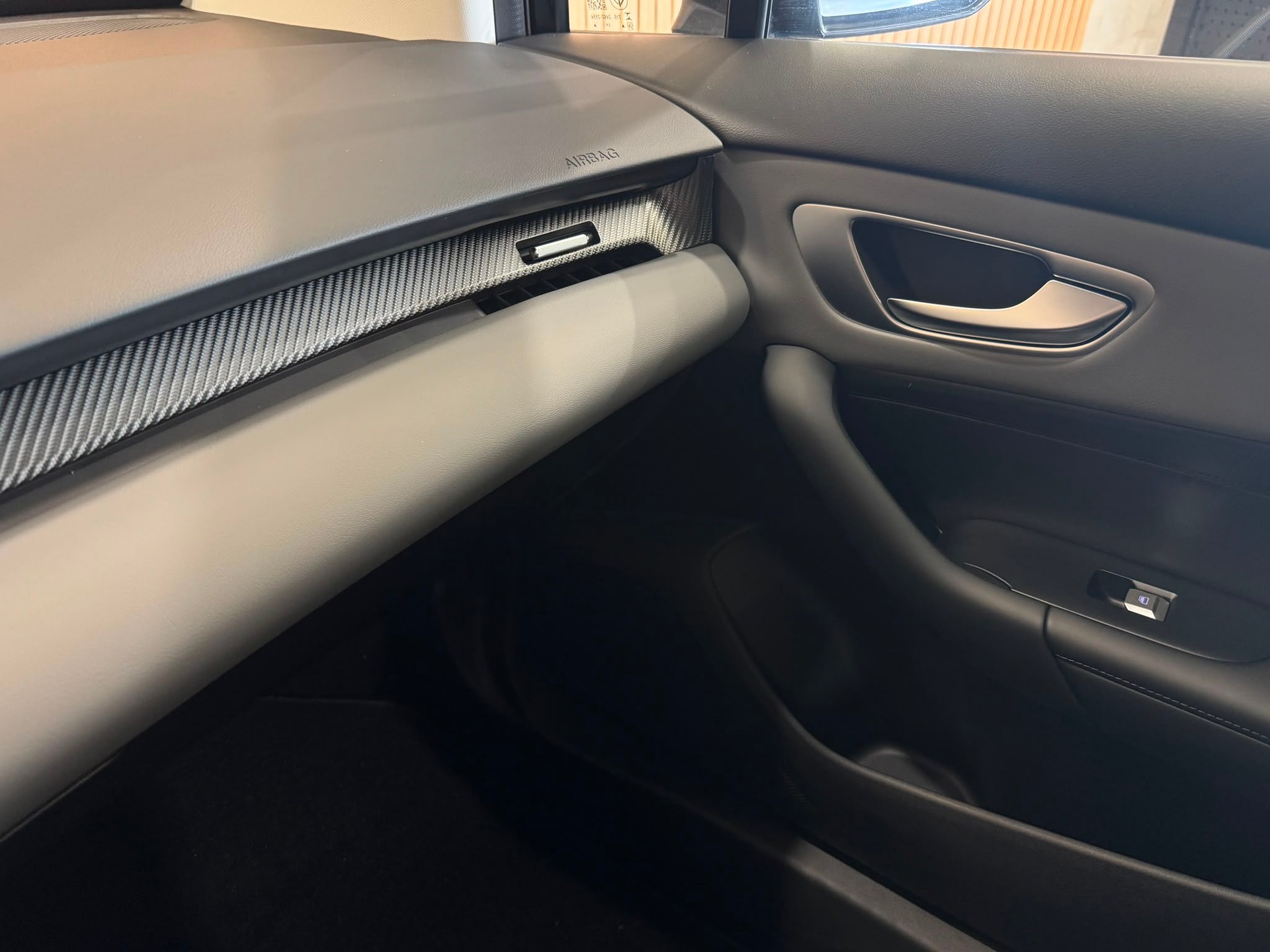 MG 4 EV 64kWh Premium *Facelift* 452KM Reichweite-image-10