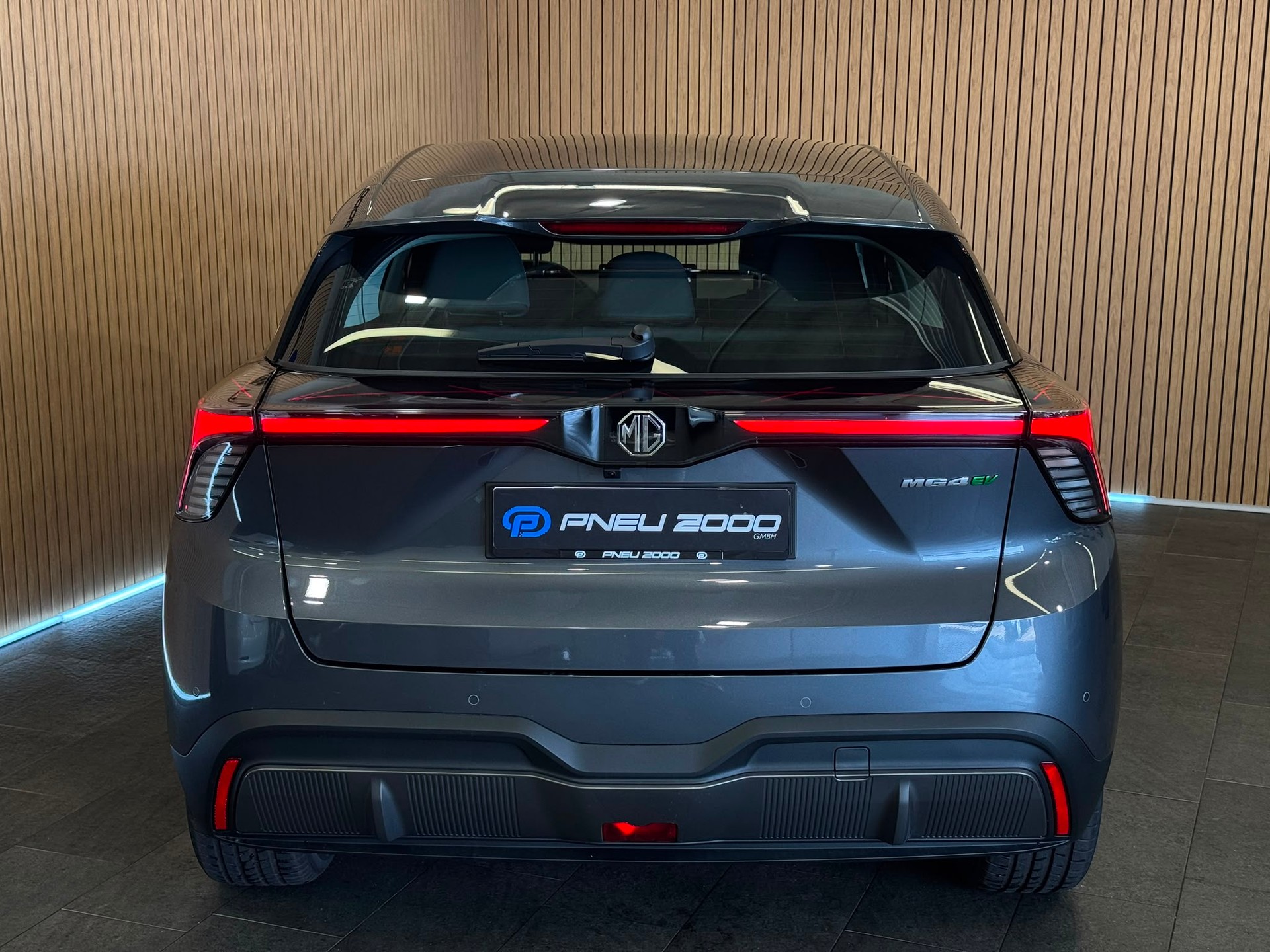 MG 4 EV 64kWh Premium *Facelift* 452KM Reichweite-image-6