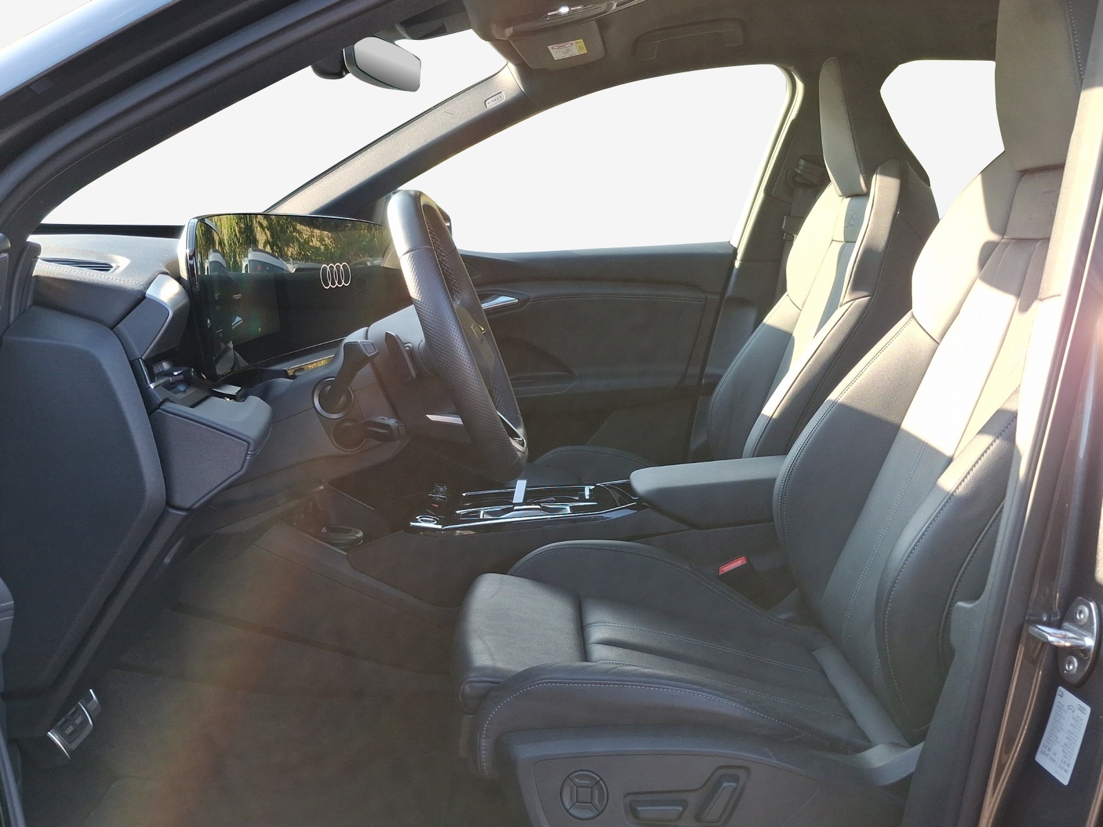 AUDI Q6 e-tron quattro-image-7