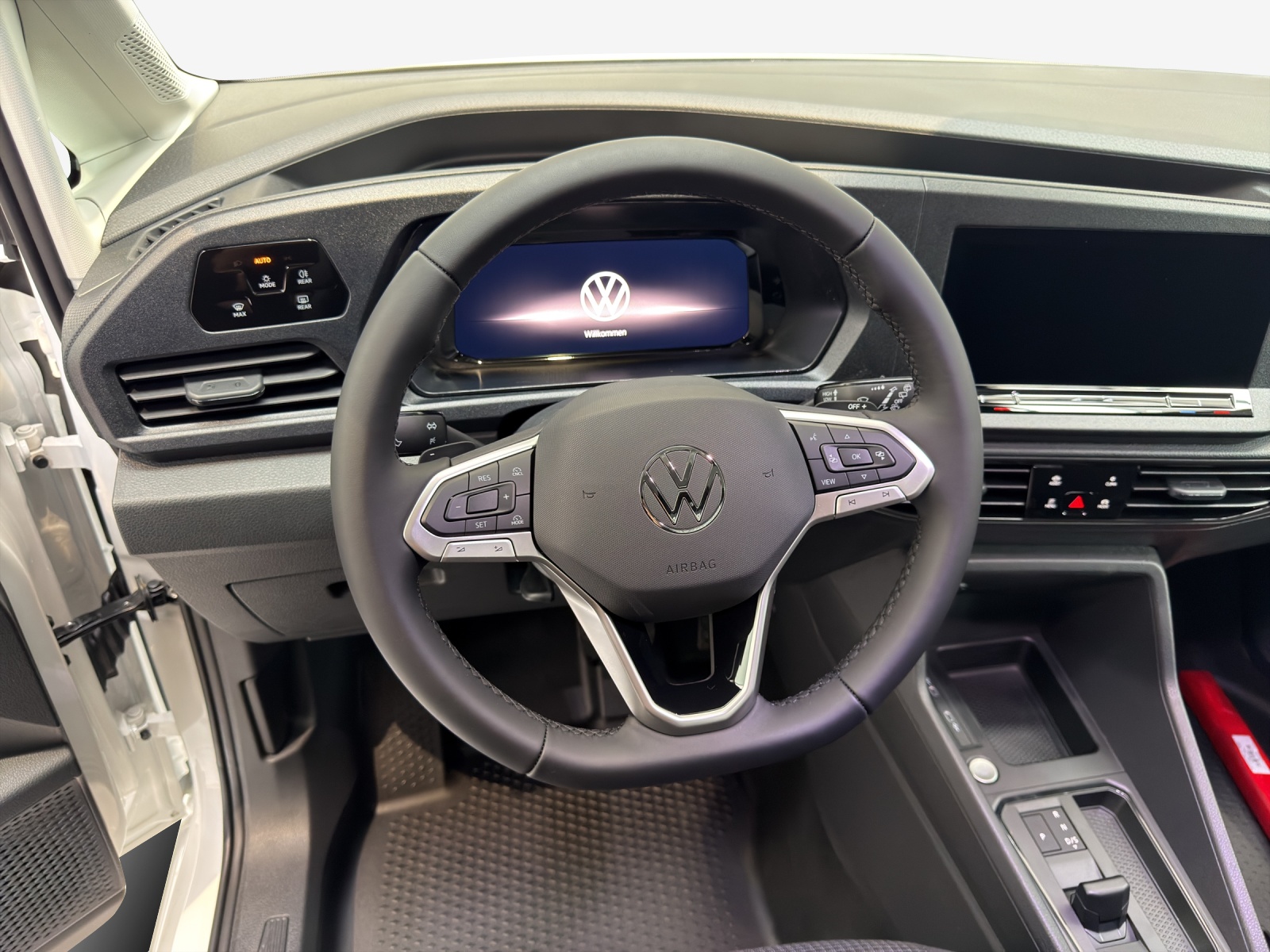 VW Caddy Cargo 1.5 TSI Plug in Hybrid DSG-image-9