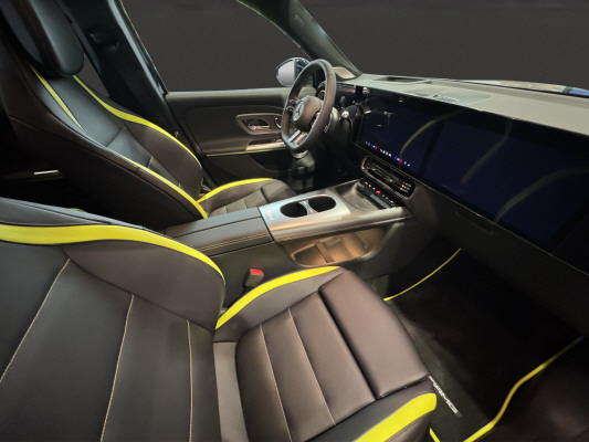 MERCEDES-BENZ GLB 220 4Matic 8G-Tronic-image-11