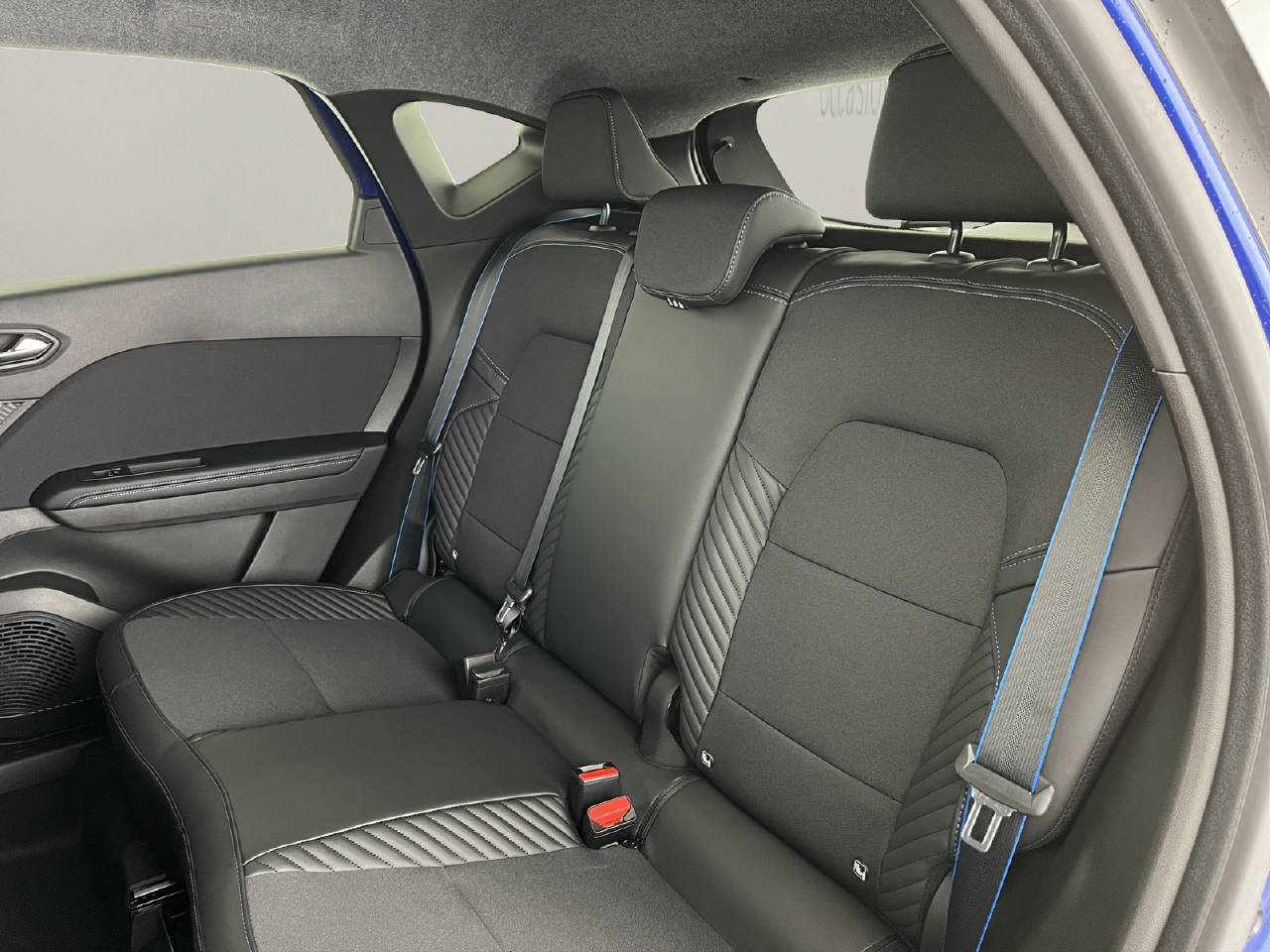 RENAULT Captur 1.8 E-Tech esprit Alpine-image-16