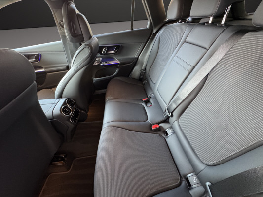MERCEDES-BENZ GLC 220 d 4M 9G-Tronic-image-10