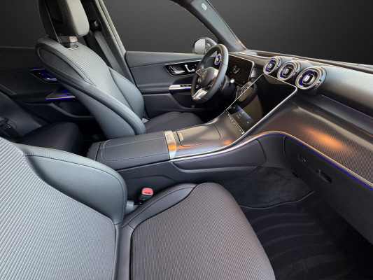 MERCEDES-BENZ GLC 220 d 4M 9G-Tronic-image-11