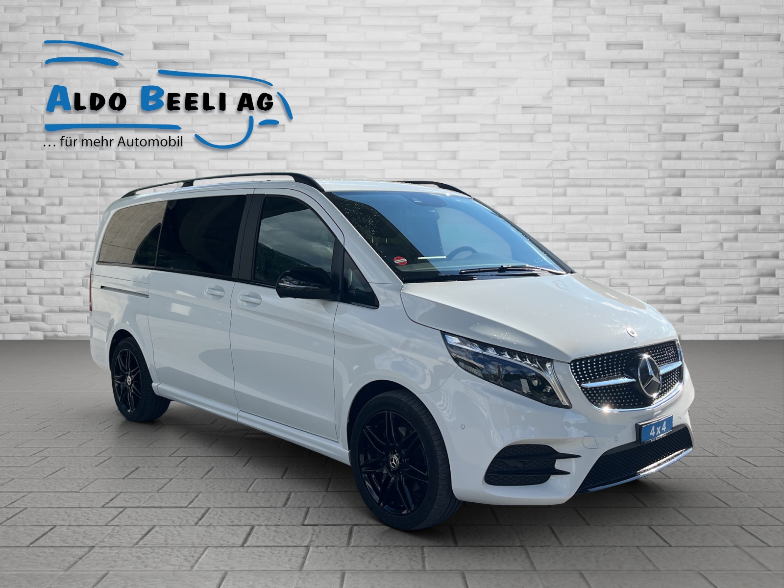 MERCEDES-BENZ V 300 d Swiss Ed. lang Van-image-7