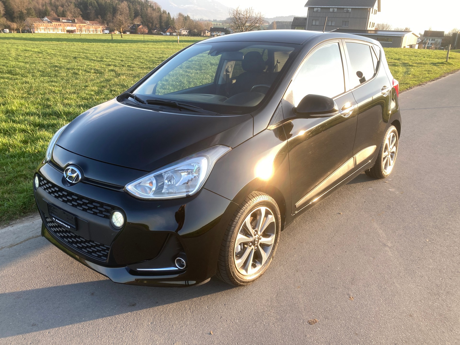 HYUNDAI i10 1.2 Vertex-image-0